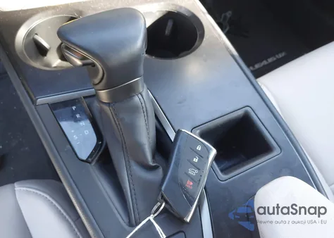 2024 Lexus Ux 250H z USA, uszkodzony, nr VIN JTHX6JBH0R2182434